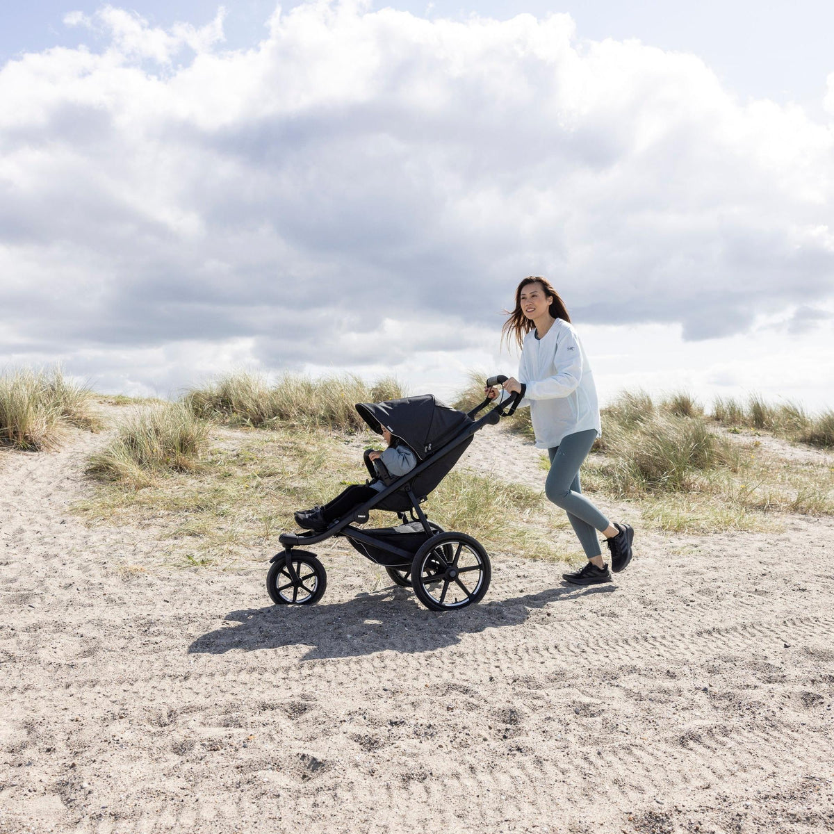 Urban Glide 3 Stroller w/ Magnetic Buckle
