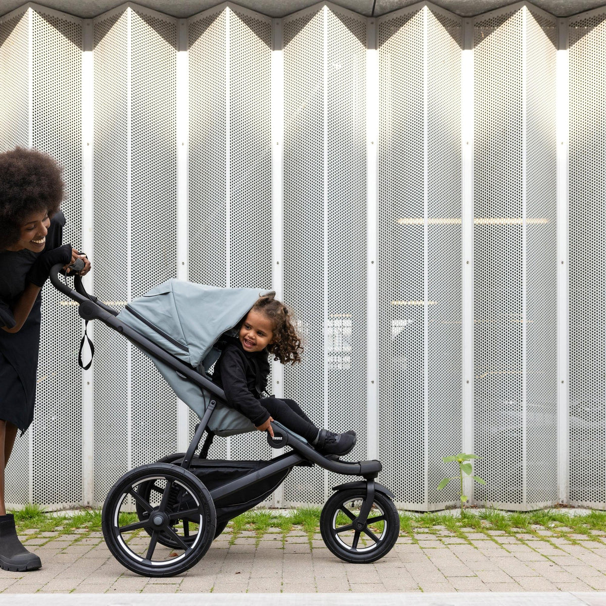 Urban Glide 3 Stroller w/ Magnetic Buckle