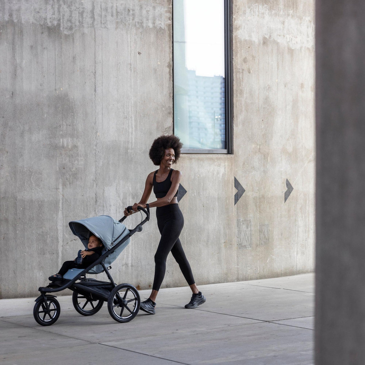 Urban Glide 3 Stroller w/ Magnetic Buckle