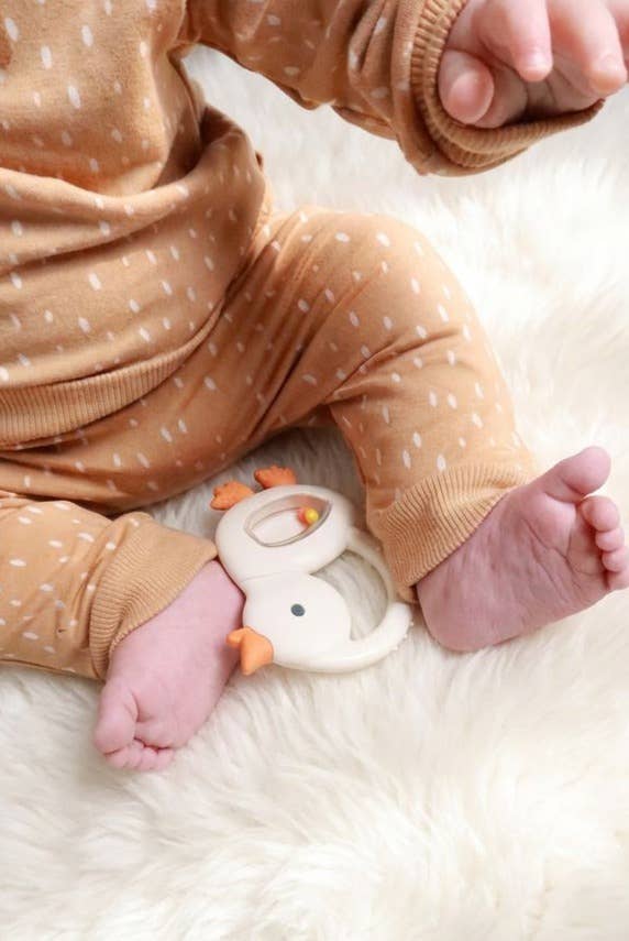 Bitzy Shake™ - Silicone Teether with Rattle