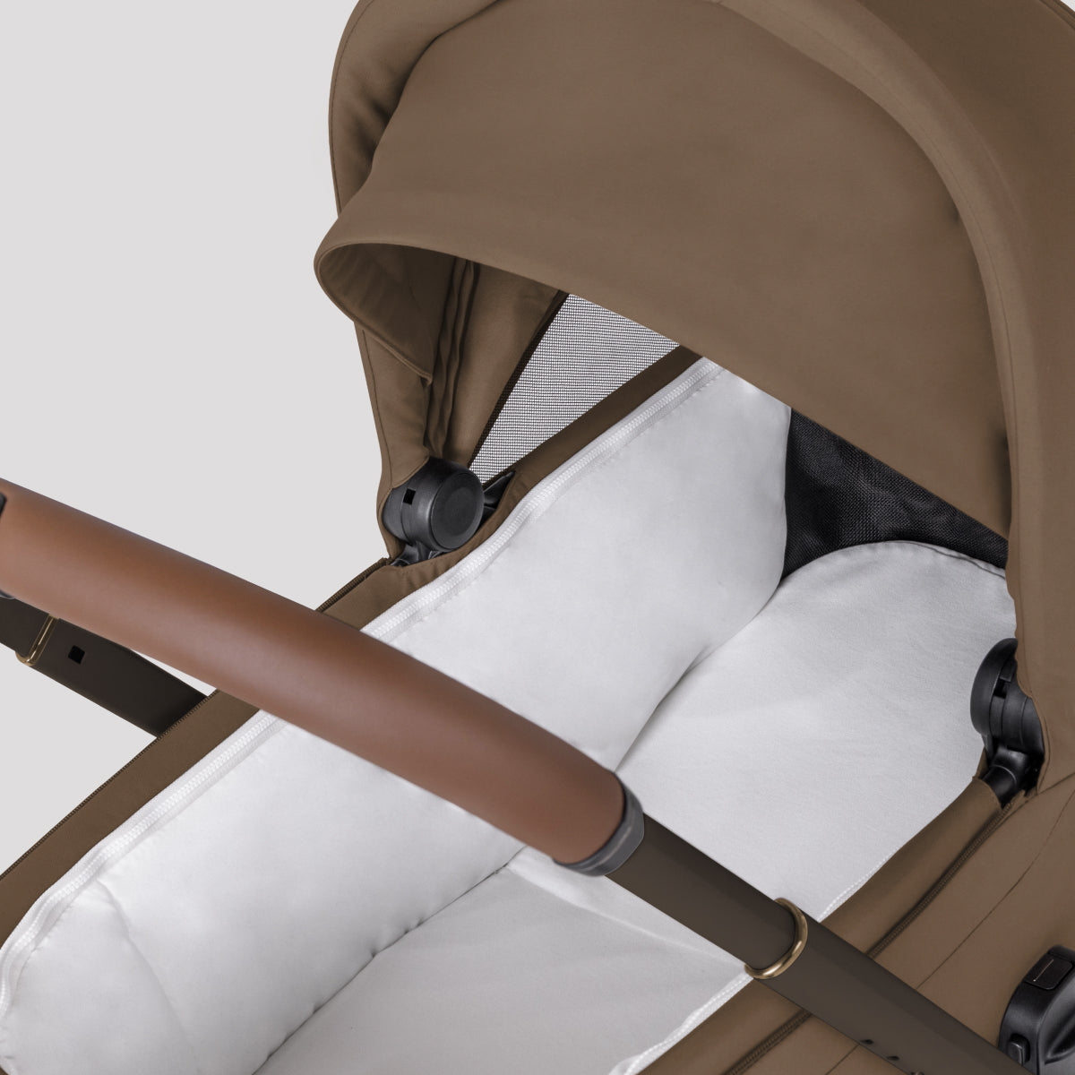 Breez Compact Bassinet
