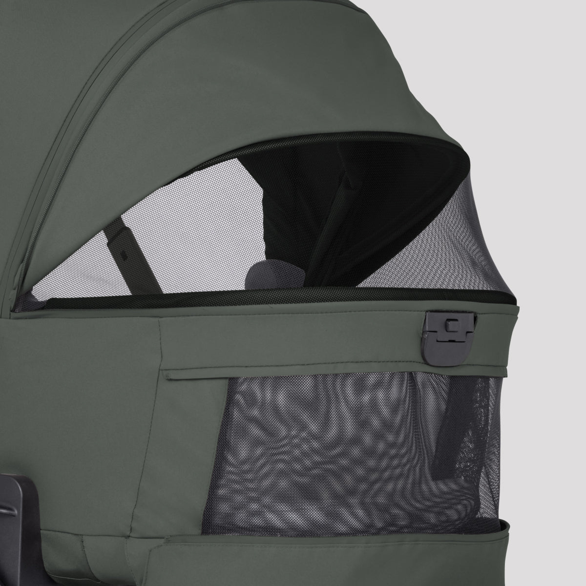 Breez Compact Bassinet