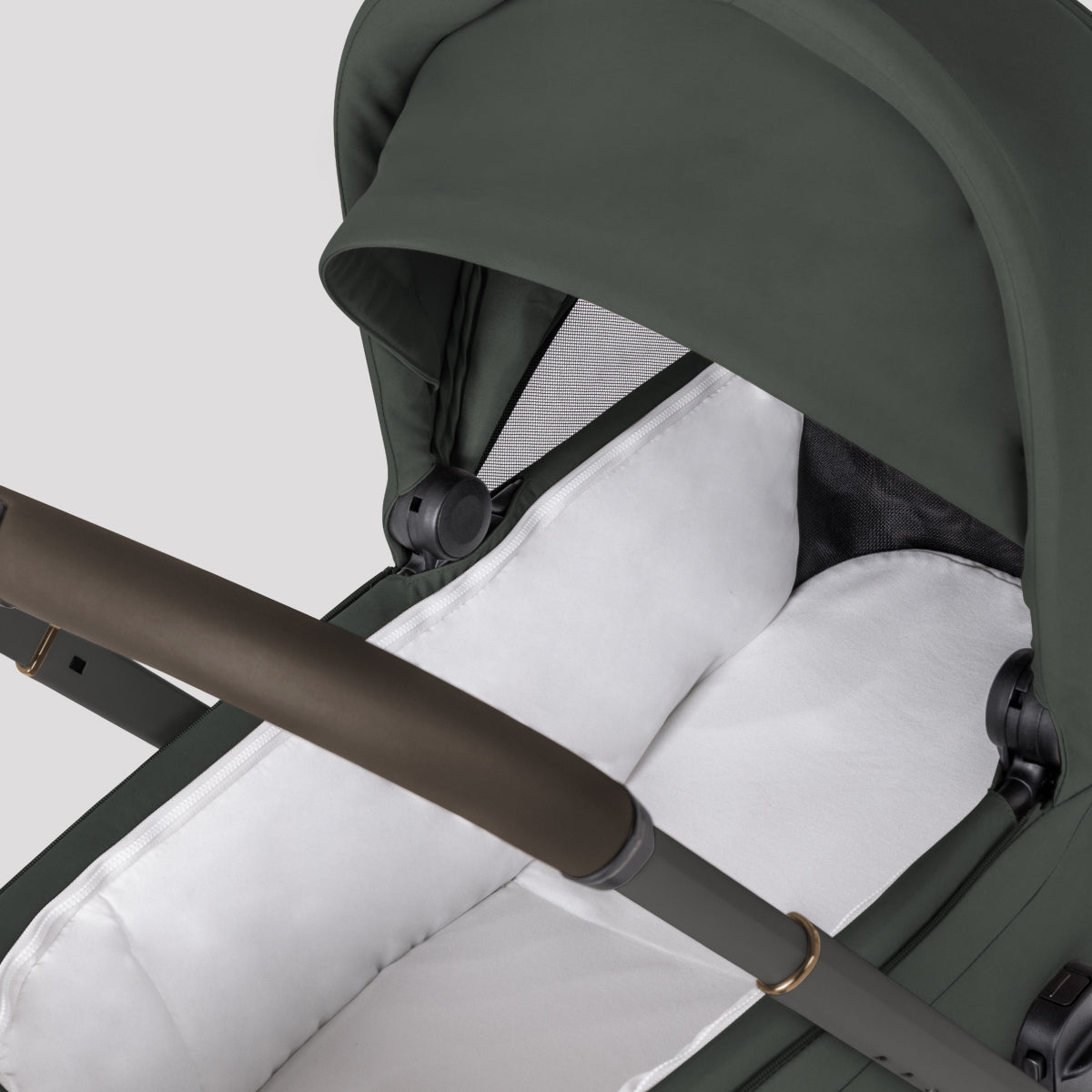 Breez Compact Bassinet