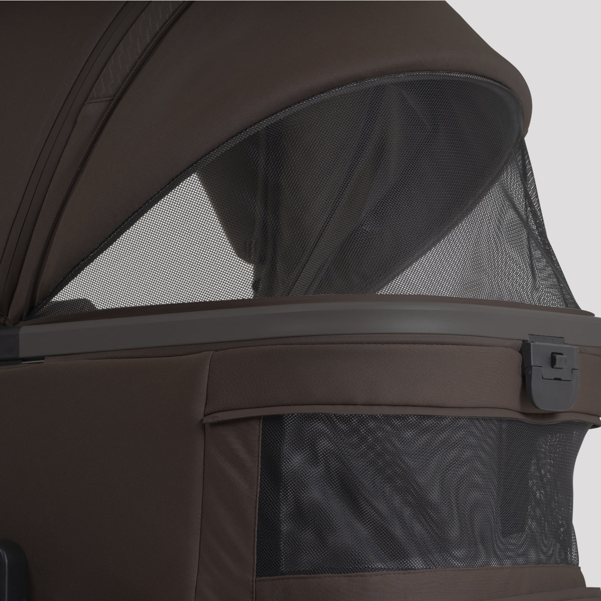 Cove 2 Compact Folding Bassinet