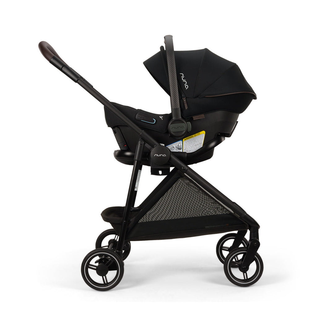 PIPA™ urbn flex lightweight travel system