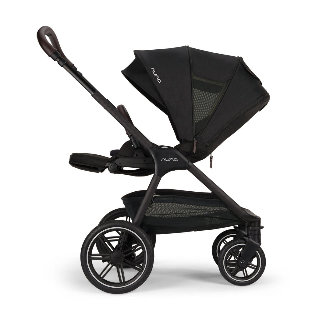 TRIV lx Stroller + PIPA AIRE Travel System