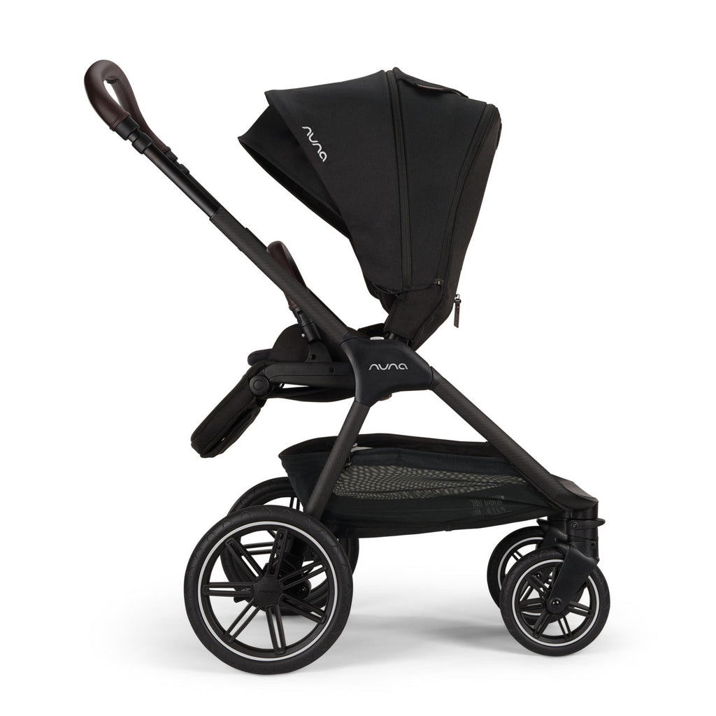 TRIV lx Stroller + PIPA AIRE Travel System