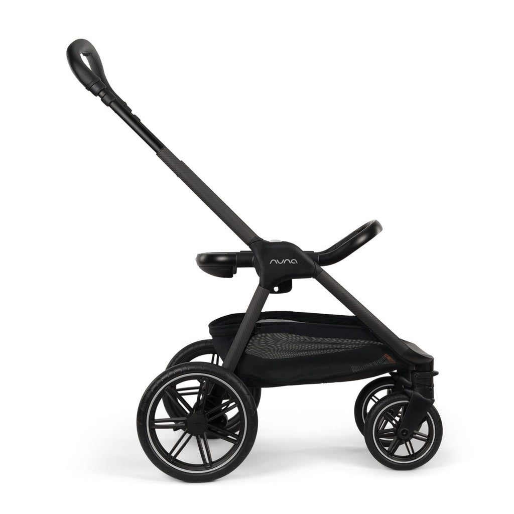 TRIV lx Stroller + PIPA AIRE Travel System