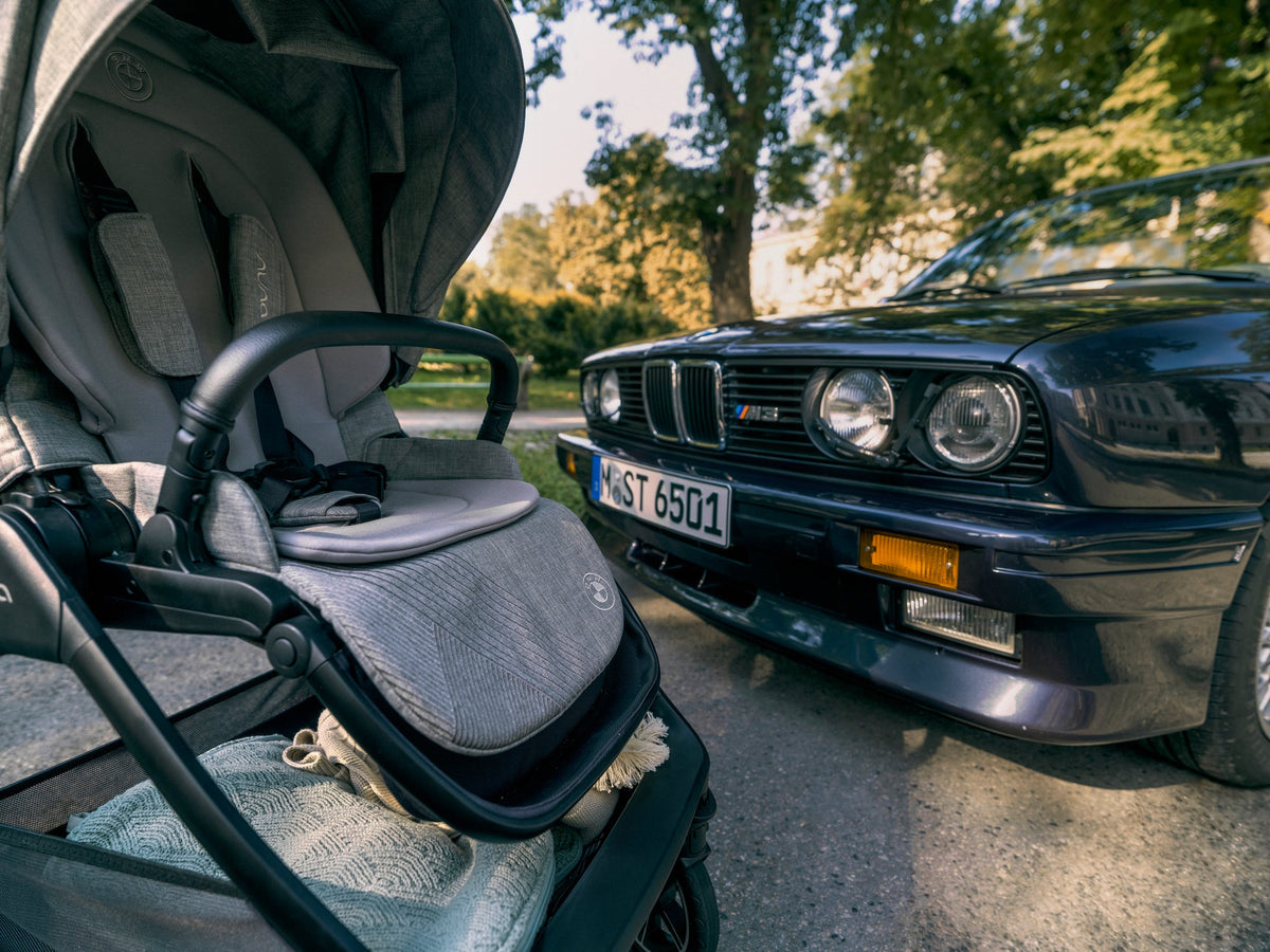 x BMW TRIV NEXT Lightweight Compact Stroller in Graphene