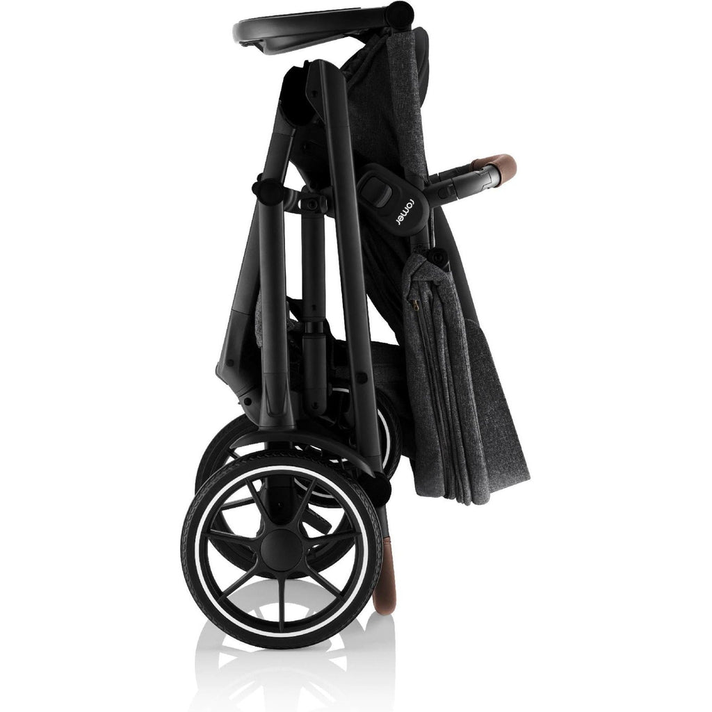 Tura Stroller