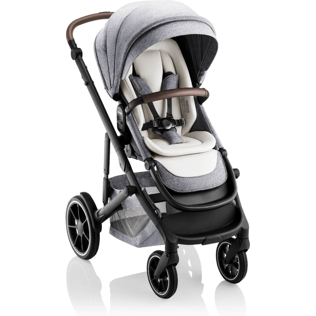 Tura Stroller