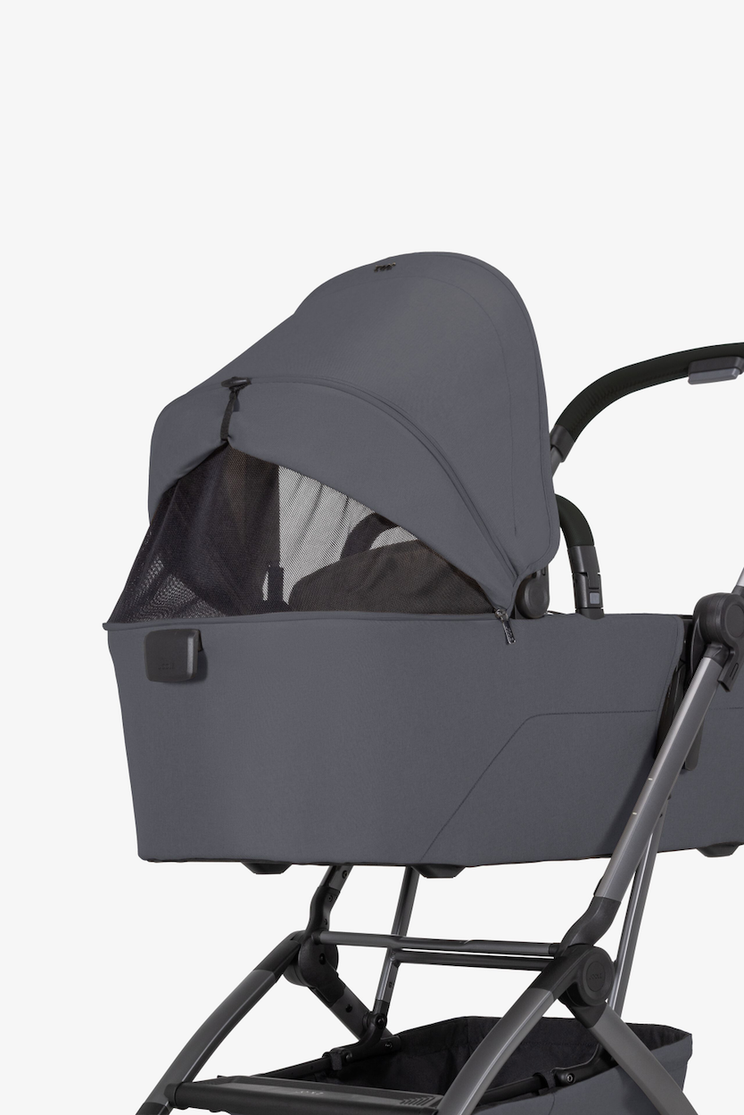 Aer² Lightweight Stroller with Cot
