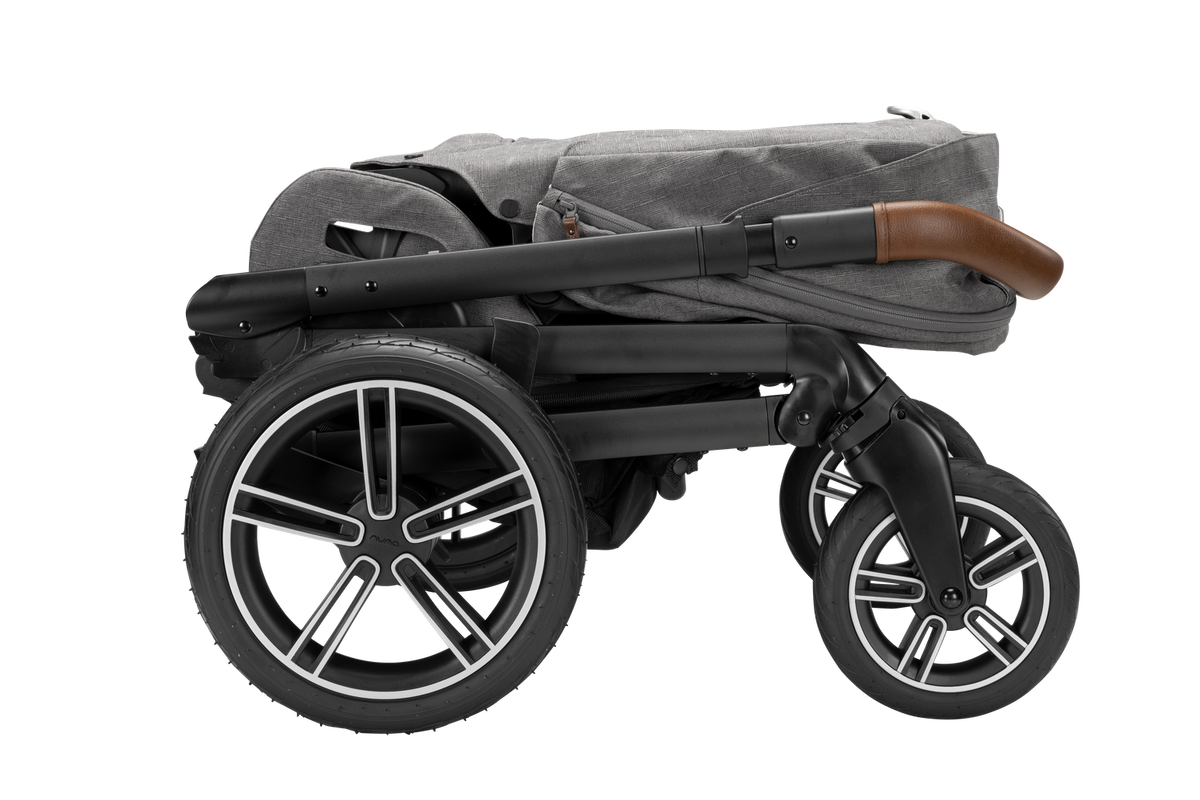 Mixx Next Stroller w/ Magnetic Buckle