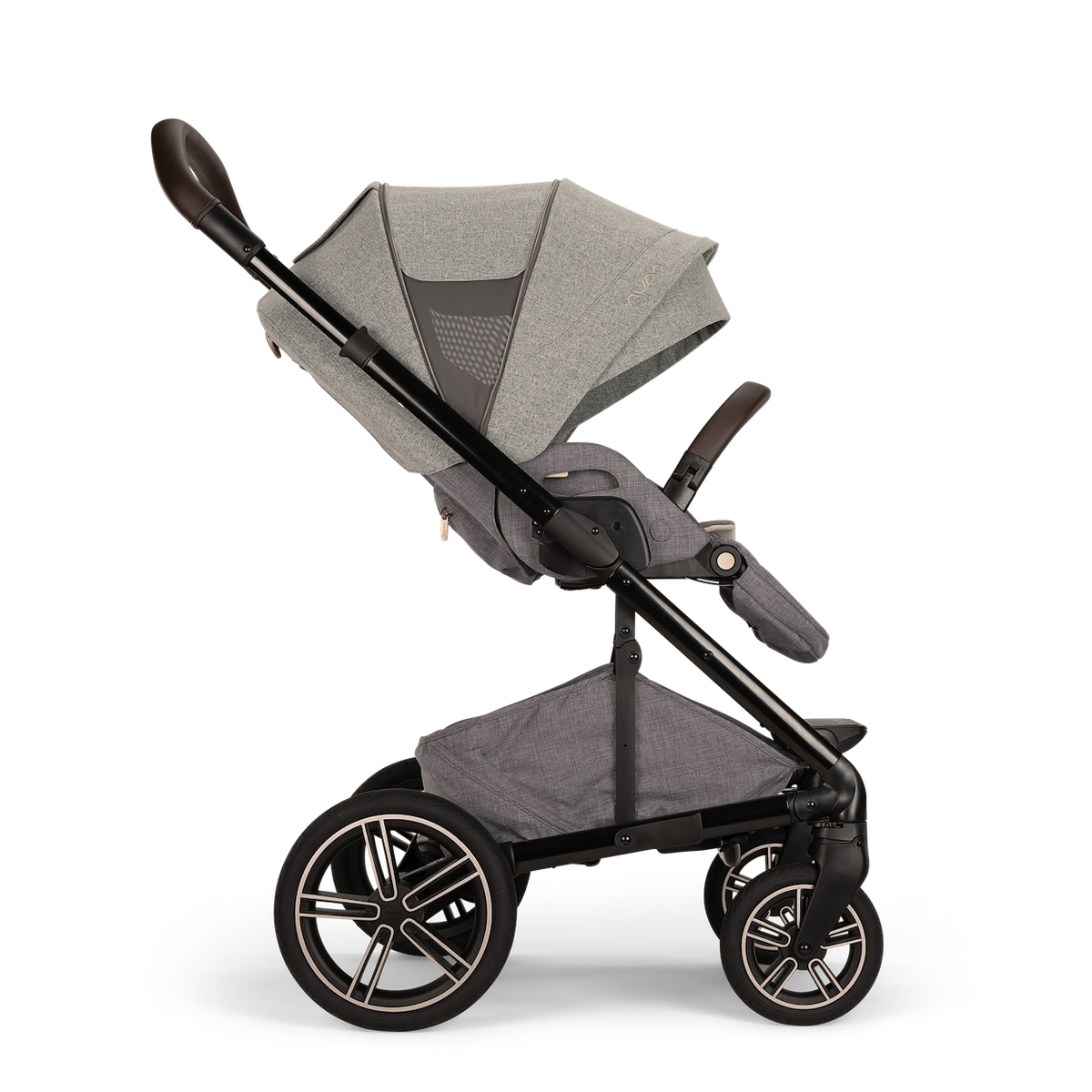 Mixx Next Stroller w/ Magnetic Buckle