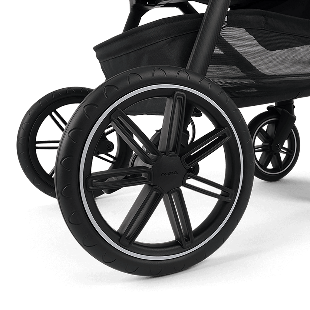 TRIV lx + PIPA™ urbn travel system
