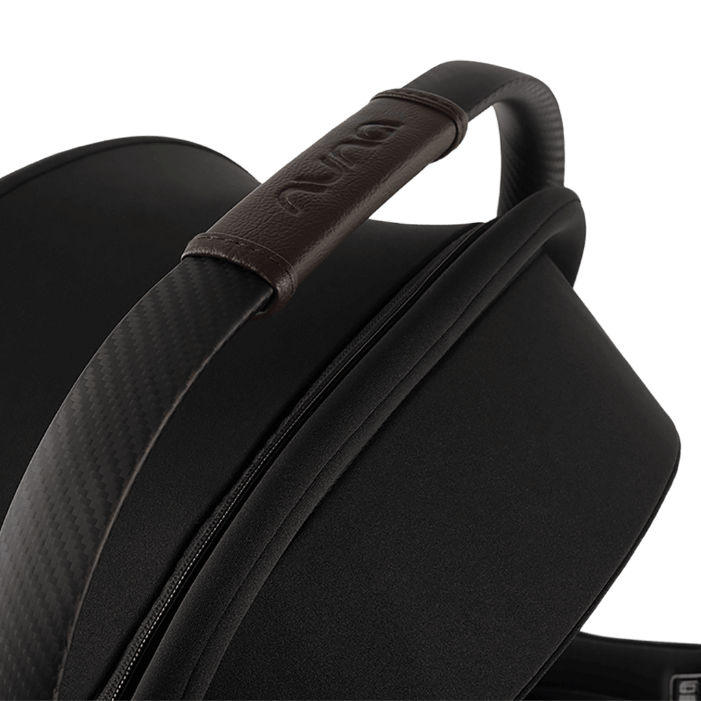 TRIV lx + PIPA™ urbn travel system