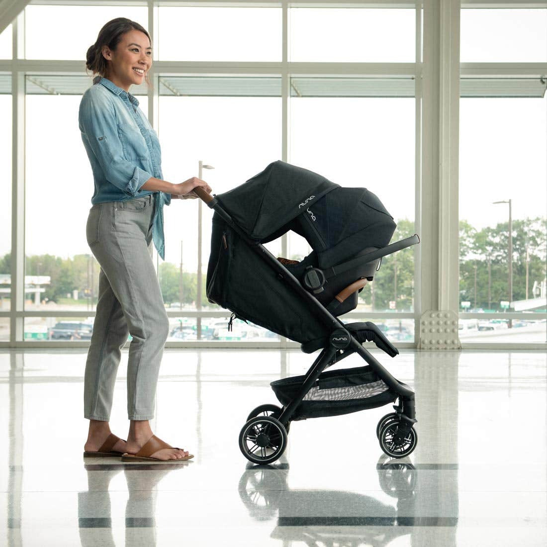 TRVL Lightweight Compact Stroller