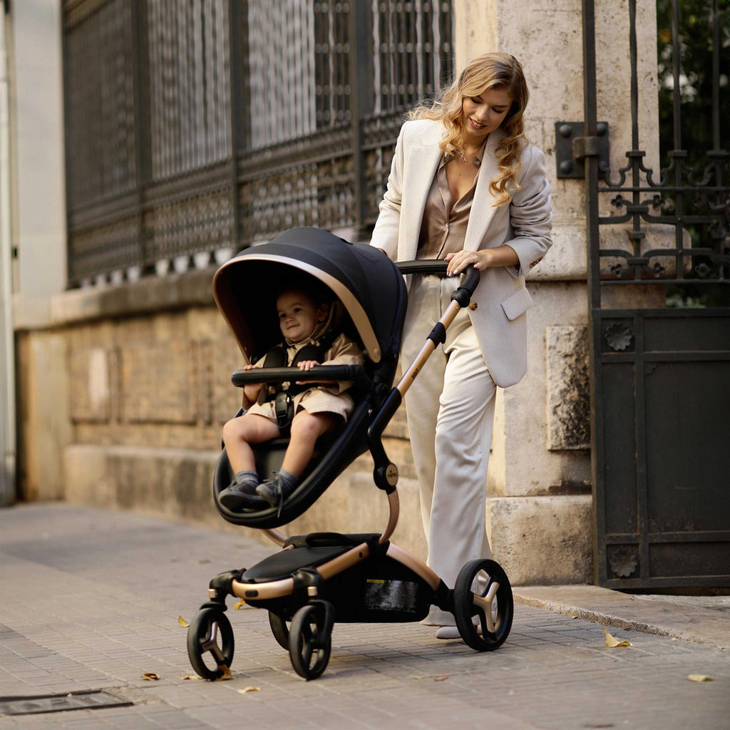 Xari Max Black & Gold